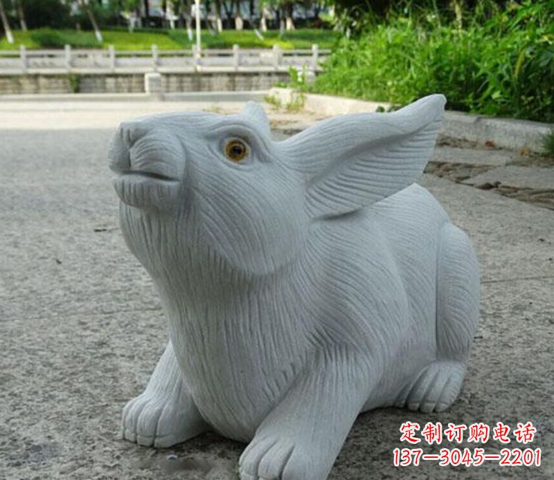 青海兔子石雕公园景观雕塑