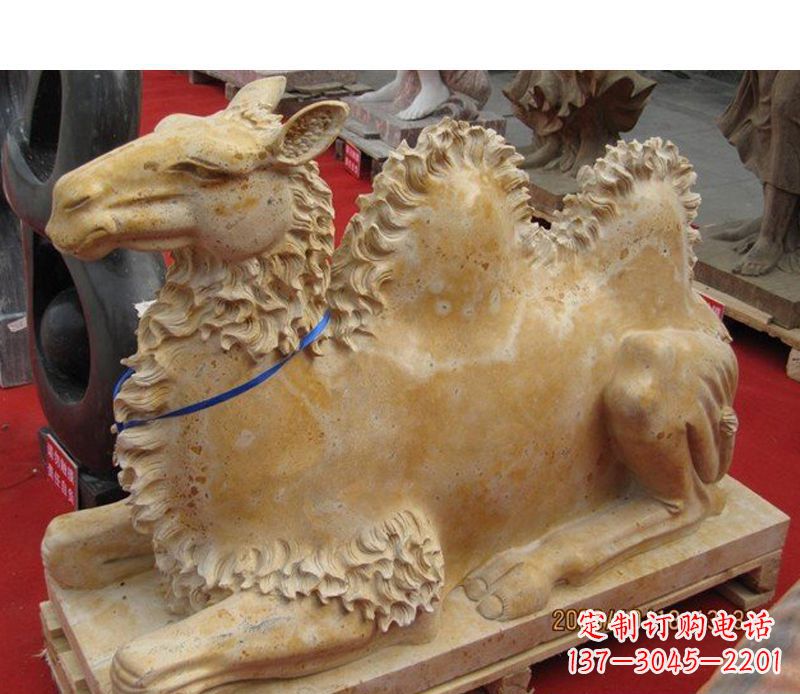 青海晚霞红动物骆驼石雕