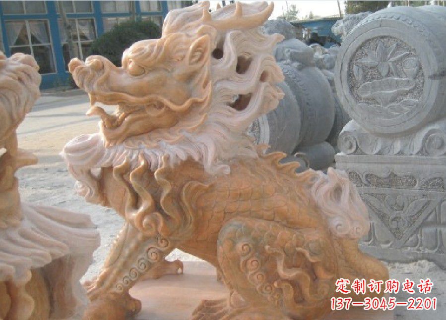 青海晚霞红神兽麒麟雕塑