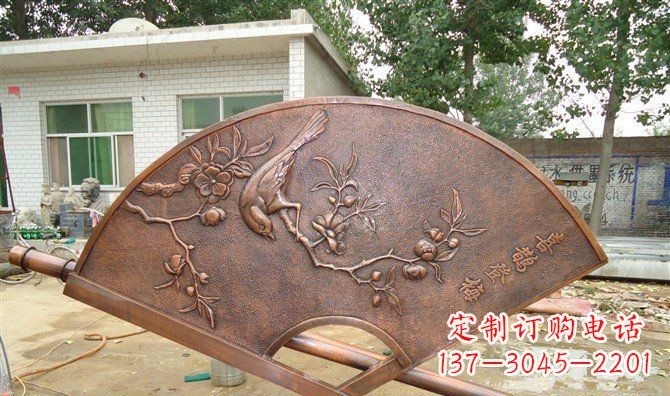 青海喜鹊登梅扇子景观铜浮雕