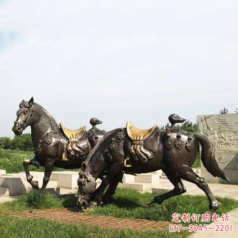 青海战马群公园景区动物情景雕塑