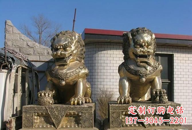 青海铸铜狮子雕塑