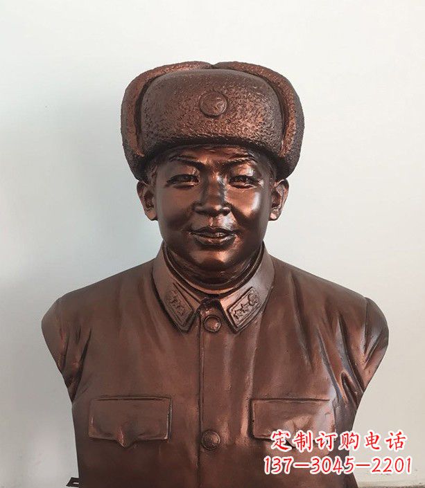 青海紫铜雷锋半身像